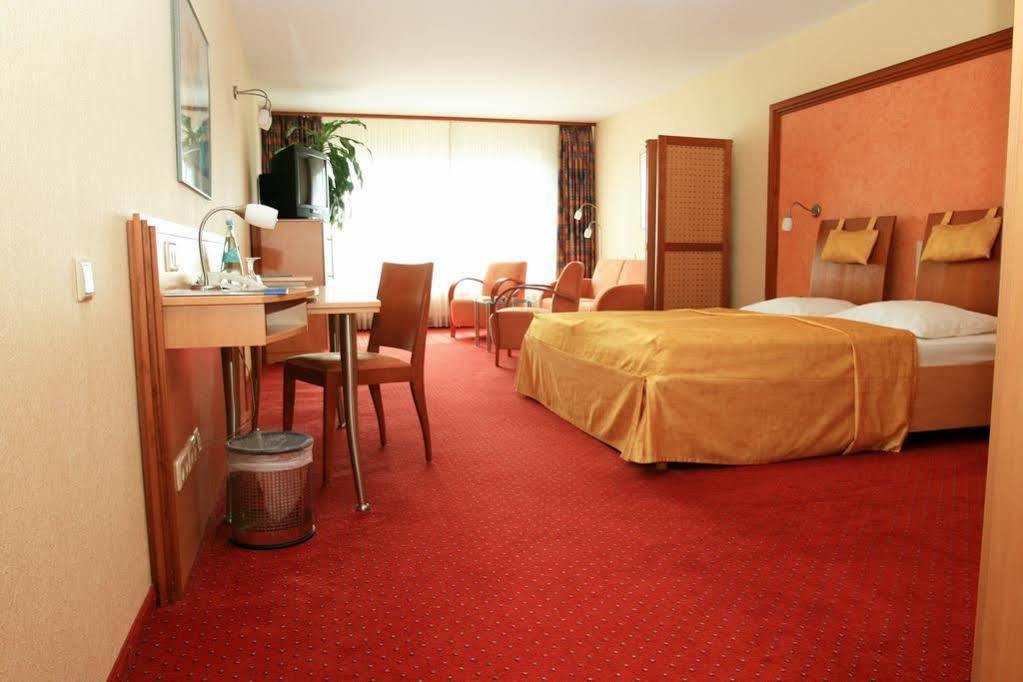 Hotel Ascot Bristol Πότσδαμ Εξωτερικό φωτογραφία